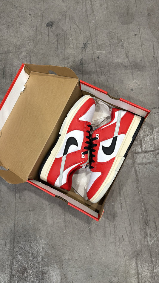 (2) Nike Kobe Venice Beach SZ 9.5 + Nike Dunk Low Chicago Split SZ 11