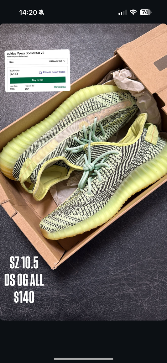 (2) Jordan 2 Chicago SZ 8.5 + Yeezy 350 Yeezreel SZ 10.5