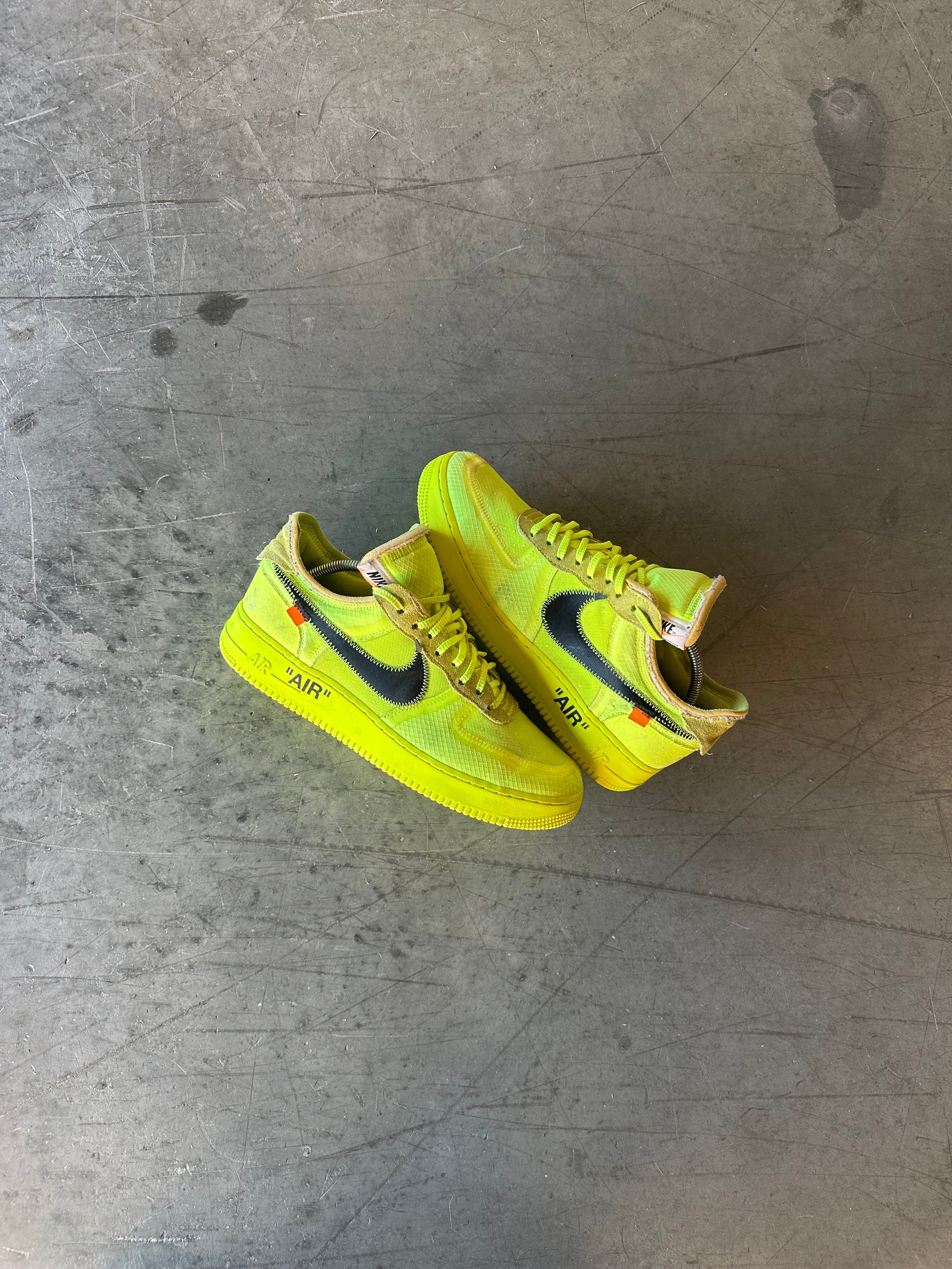 Nike Air Force 1 Low Off-White volt