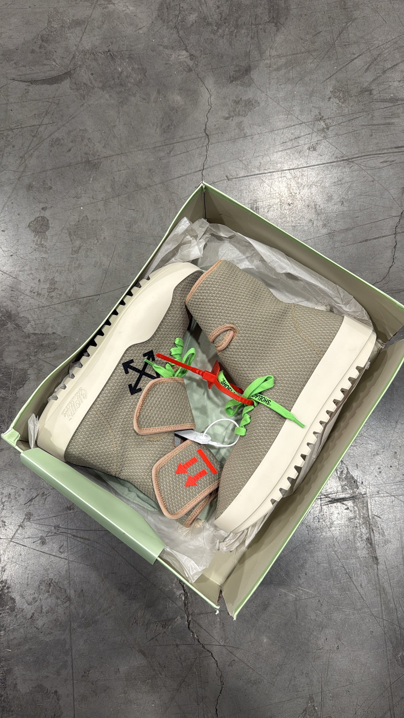 Off-White Motowrap Light Grey Black SZ 42EU