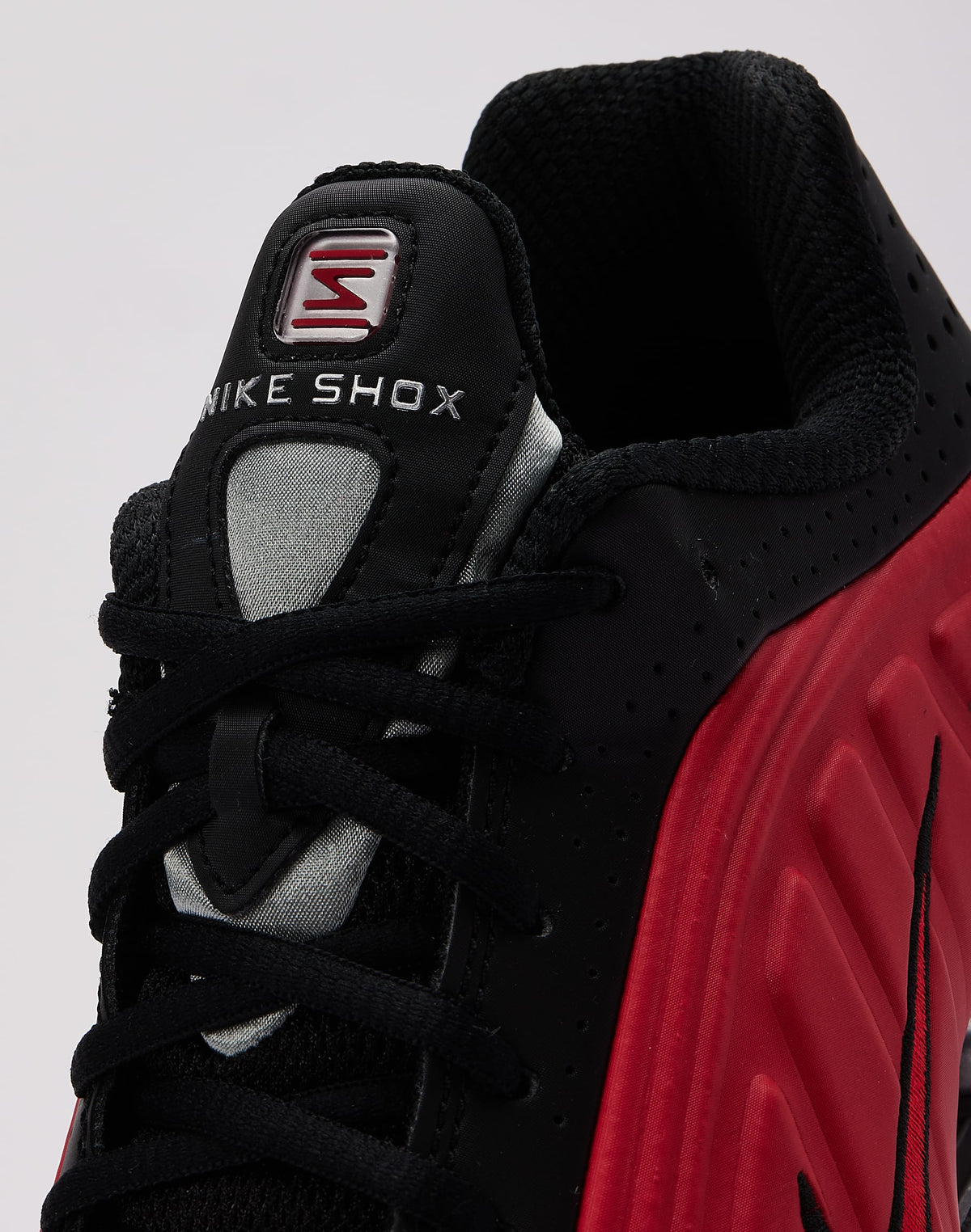 Nike Shox R4 University Red Black Metallic Silver