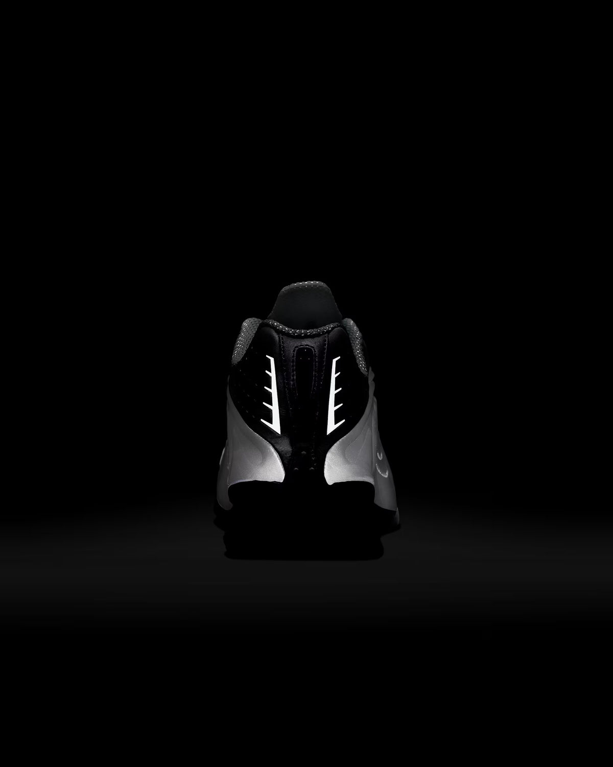 Nike Shox R4 White Metallic Silver (Women’s)