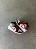 Jordan 1 Mid Gym Red Black Toe