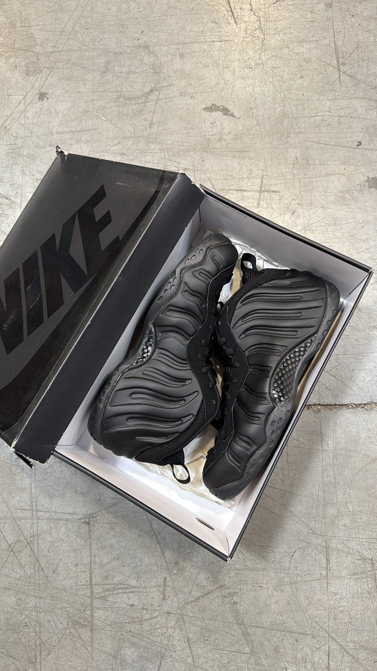 Nike Foamposite Anthracite SZ 12