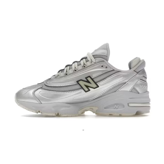 New Balance 1000 Light Silver White
